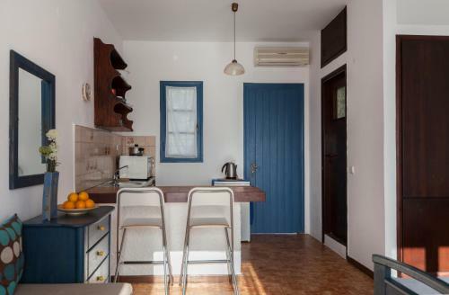 7 Olives Apartments