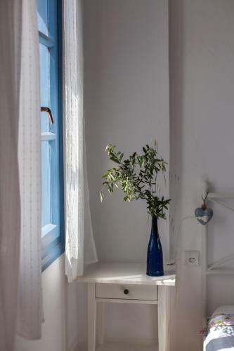 7 Olives Apartments