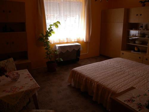 Four-bedroom Apartment In Balatonboglar I