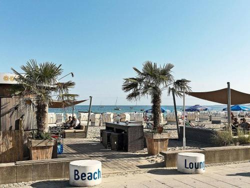 Two-bedroom Holiday Home In Gro�enbrode 10