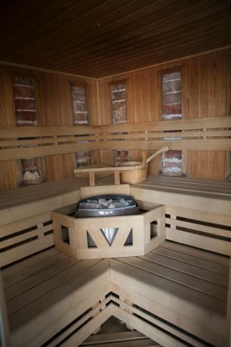 Karos Boni Term�l Hotel
