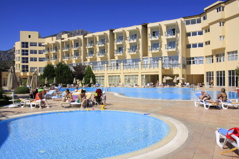 Hotel Suntopia Hydros Club