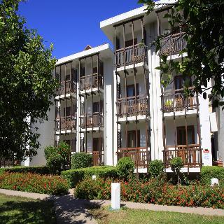 Hotel Suntopia Hydros Club