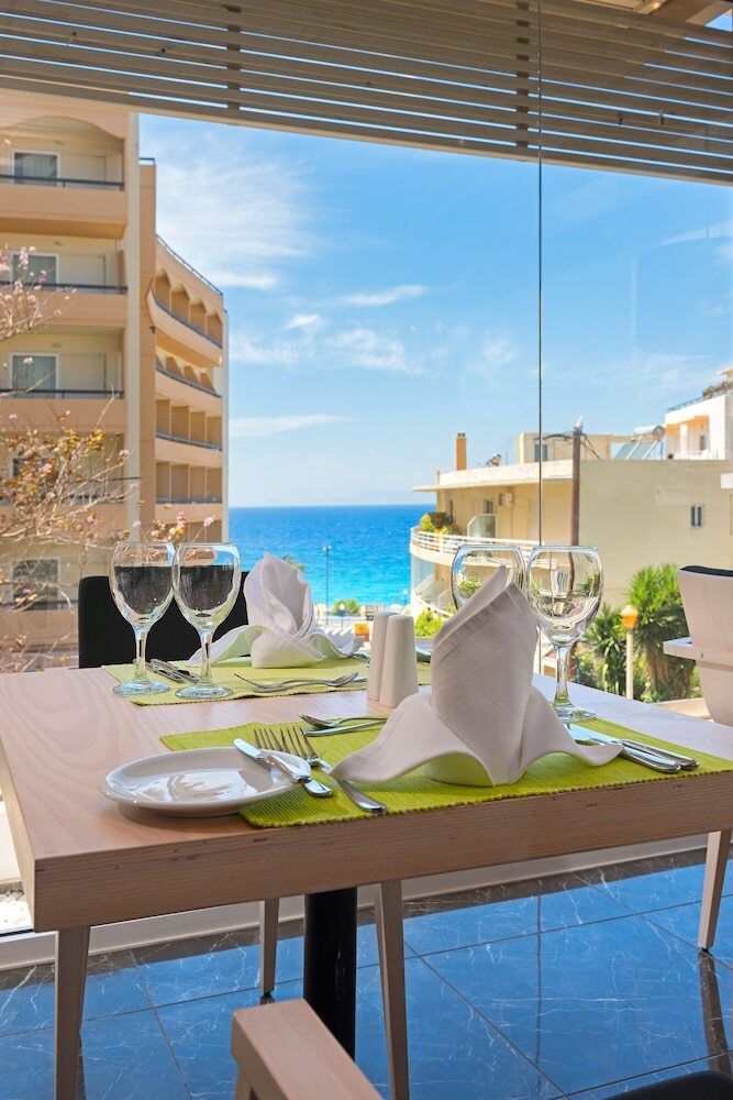 Hotel Semiramis