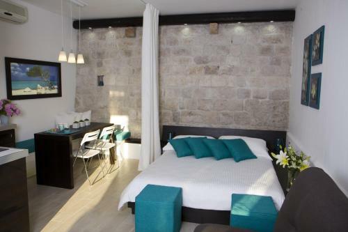 Studio Apartment Malo More