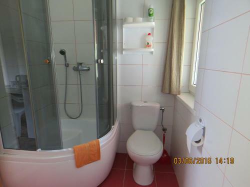 Hostal A.v. Namai