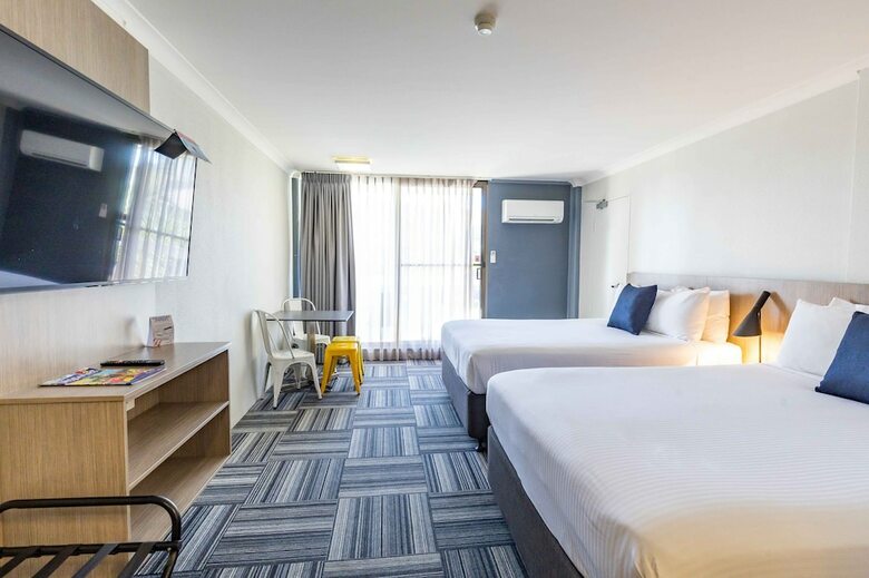 Hotel Paradise Resort Gold Coast