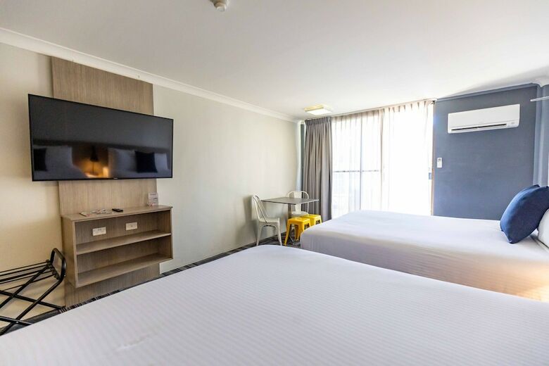 Hotel Paradise Resort Gold Coast