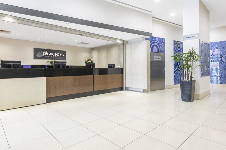 Hotel Oaks Charlotte Towers