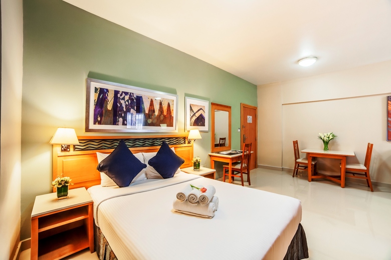 Golden Sands Hotel Apartments