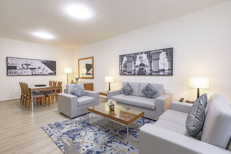Golden Sands Hotel Apartments
