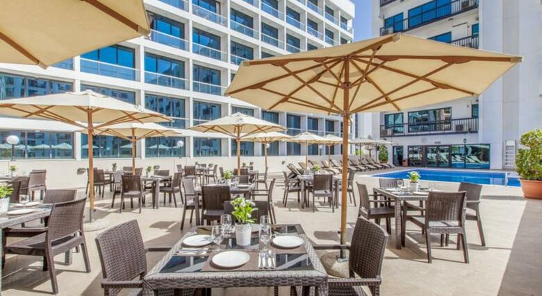 Golden Sands Hotel Apartments