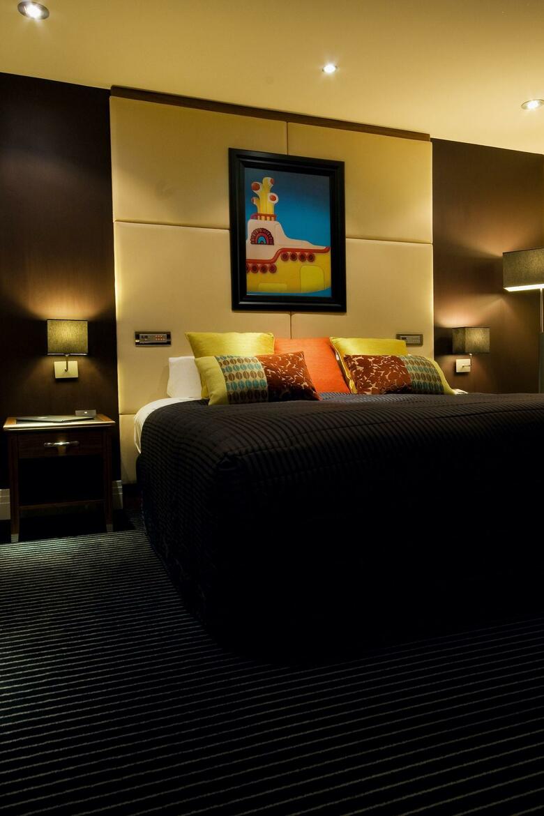 Hard Days Night Hotel