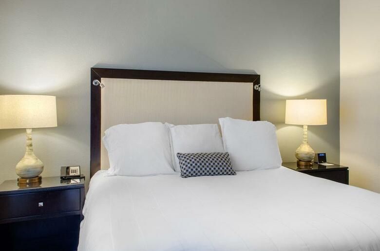 Hotel Wyndham Riverfront