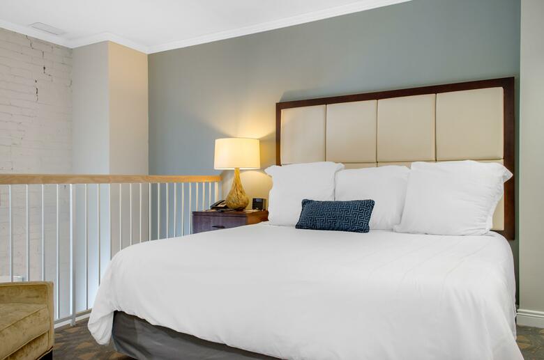 Hotel Wyndham Riverfront