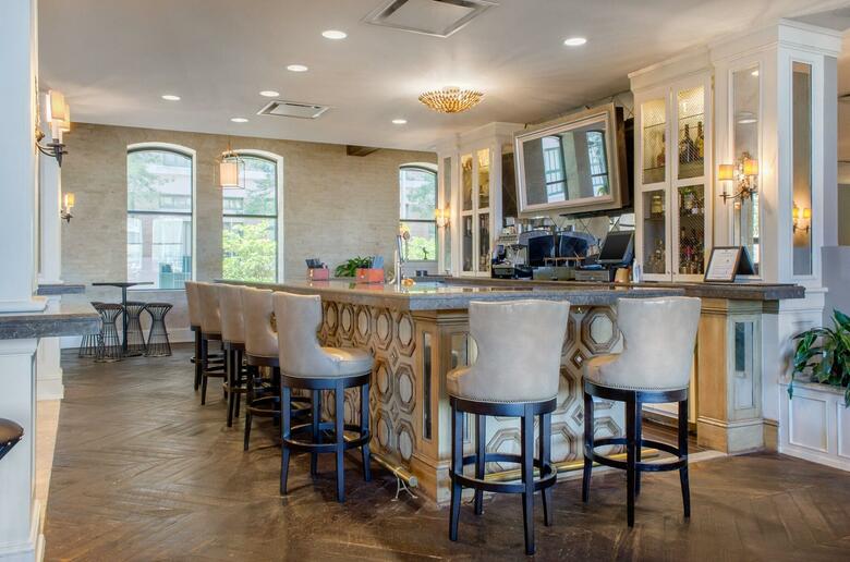 Hotel Wyndham Riverfront