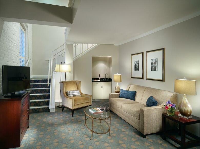 Hotel Wyndham Riverfront