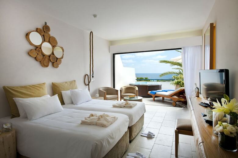 Hotel Azia Resort & Spa