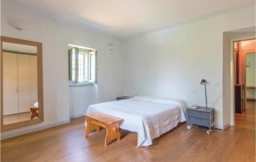 Four-bedroom Holiday Home Citerna -pg- 0 07