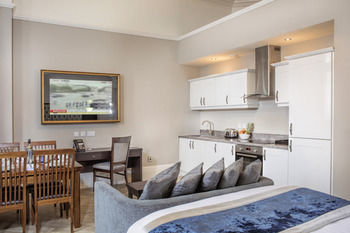 The Richmond Hotel