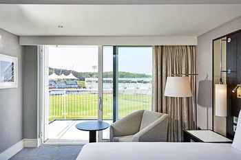 Hotel Hilton At The Ageas Bowl S Outhampton