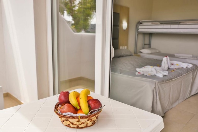 Hotel Euroxenia Marathon