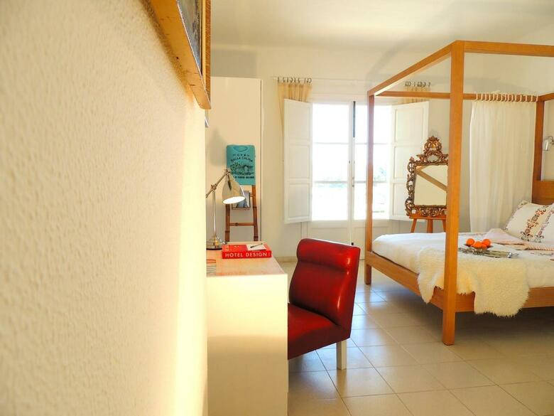 Bella Colina Vintage Hotel 1953