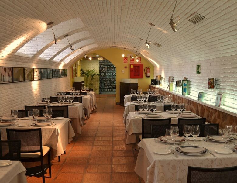 Hotel El Carmen (puente Genil)