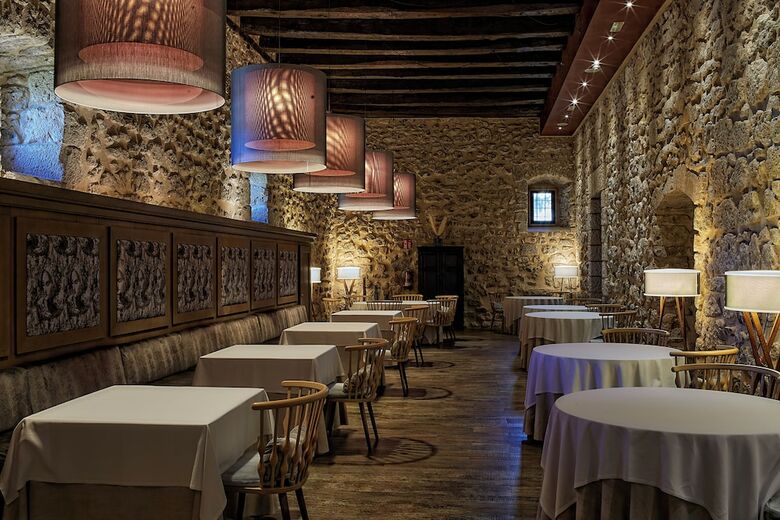 Hotel Castilla Termal Monasterio De Valbuena