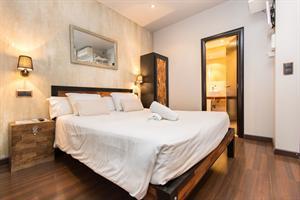 Apartamentos Ainb Gothic Studios