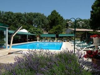 Hotel A Trama