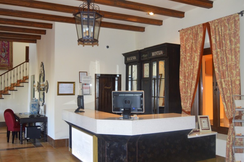 Hotel Hacienda Montija