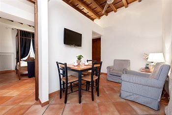 Bed & Breakfast Palazzo Olivia Rooms & Apartments