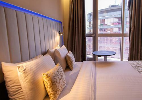 Pearl Park Deluxe Hotel Apartments