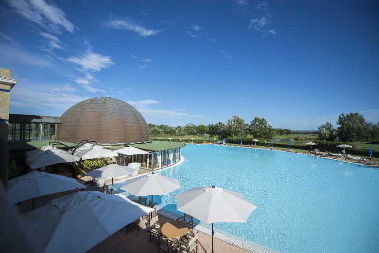 Aparthotel Cosmopolitan Golf Residence