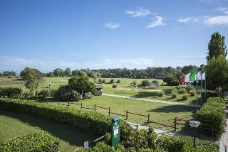 Aparthotel Cosmopolitan Golf Residence