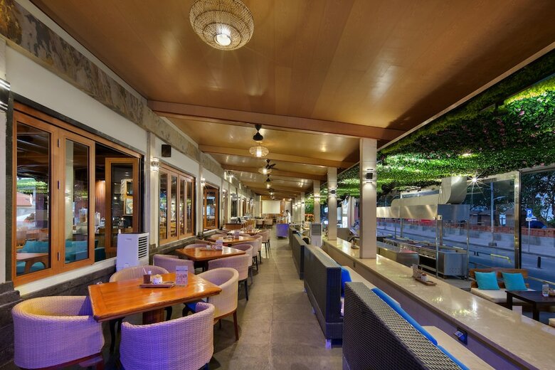 Hotel Grand Istana Rama