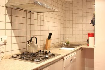 Rsh Navona Apartments