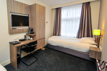 Fine Seasons Hotel