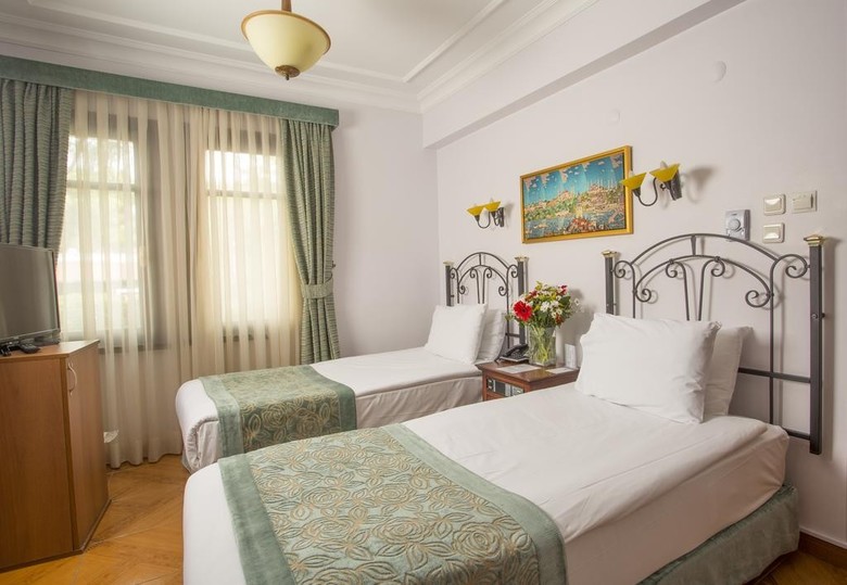 Blue House Hotel
