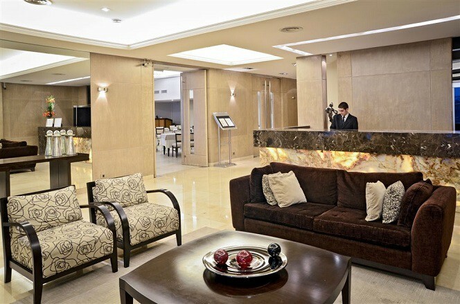 Hotel Iru�a