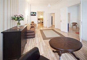 Old Town Apartments Sch�nhauser Allee
