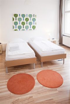 Old Town Apartments Sch�nhauser Allee