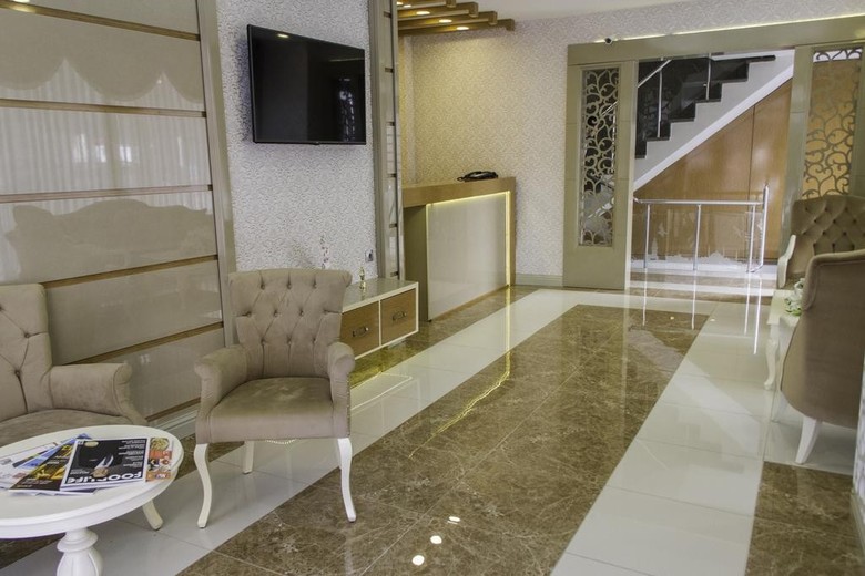 De Maison Airport Hotel