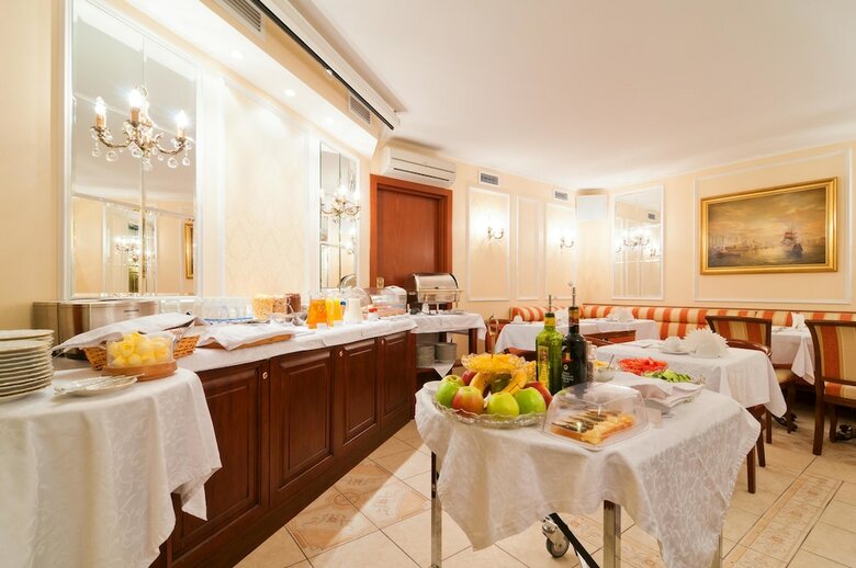 Tradition Hotel