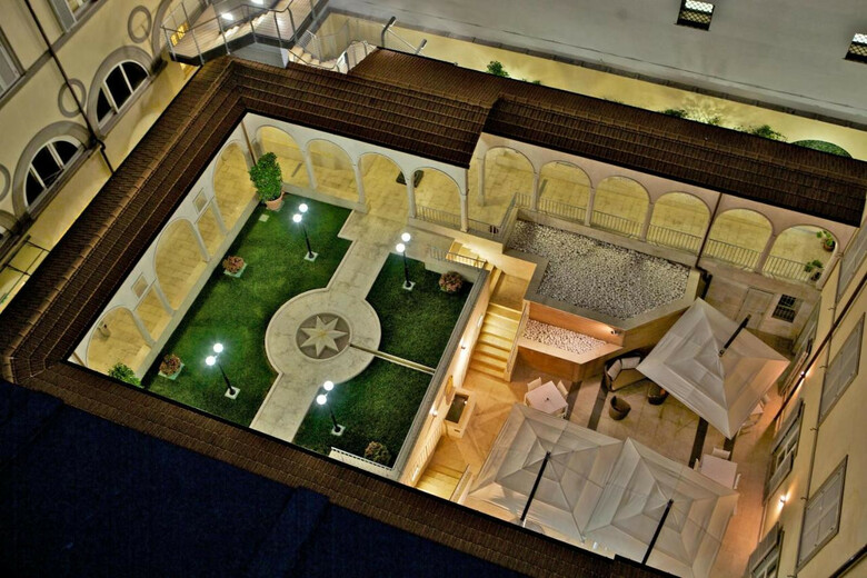 Hotel Domus Australia