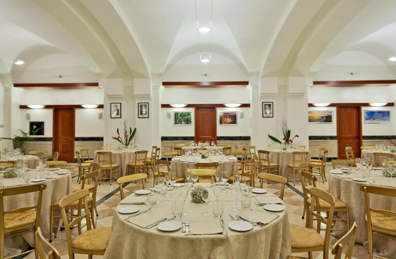 Hotel Domus Australia