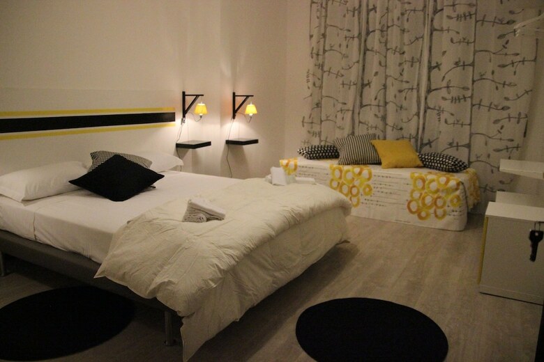 Hotel Iron Bridge Accomodation