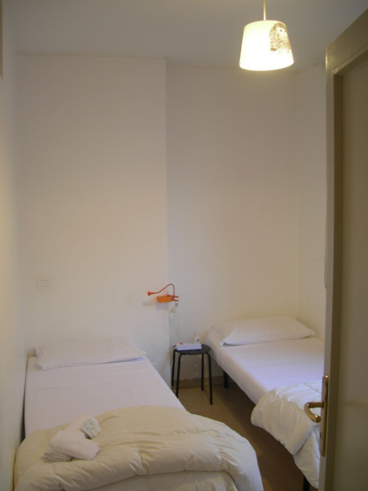 Hotel Iron Bridge Accomodation