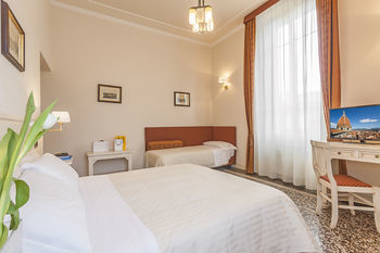 Hostal Hotel Astro Mediceo